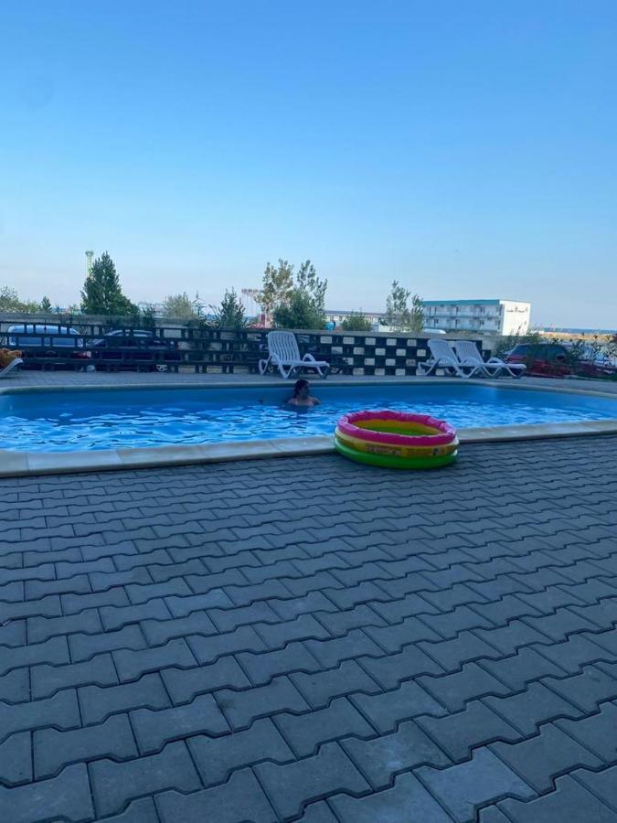 Emi Apartment Mamaia ナボダリ エクステリア 写真