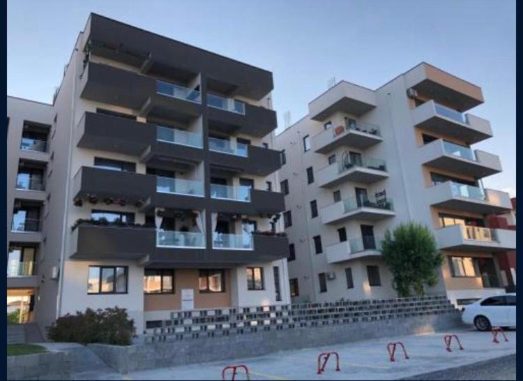 Emi Apartment Mamaia ナボダリ エクステリア 写真