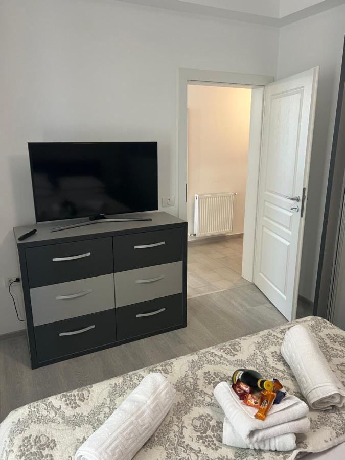 Emi Apartment Mamaia ナボダリ エクステリア 写真
